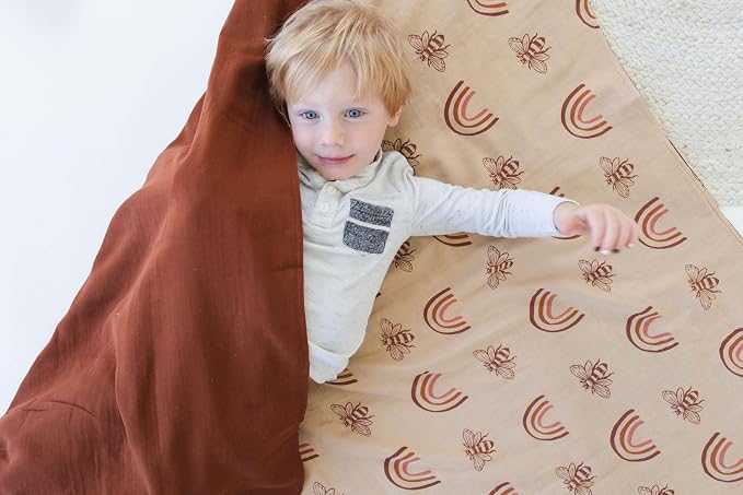 Leyl&Ari Basic Toddler Blanket | Organic Cotton Reversable Toddler Crib Blanket | Gender Neutral (Cherrywood/Neutral)