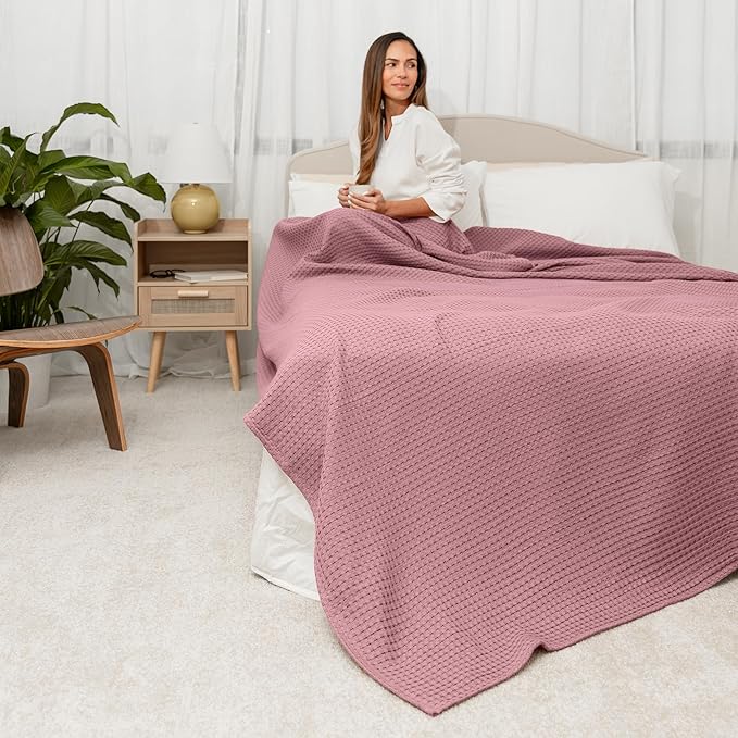 Comfy Cubs Waffle Blanket Twin, 90" x 66" - 100% Cotton Lightweight Breathable Bed Blanket - Soft Textured Thermal Weave for All Seasons – Decorative Cozy Layer for Couch, Sofa, or Bed - Mauve