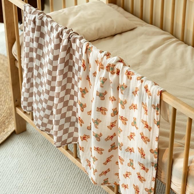 GLLQUEN BABY Receiving Blanket Boy Cotton Muslin Swaddle Blankets Girl Newborn Squares Breathable & Soft Thin Baby Blankets Cloths Double Absorbent Infant Swaddling Wrap - 6 Pack (Christmas Bear)