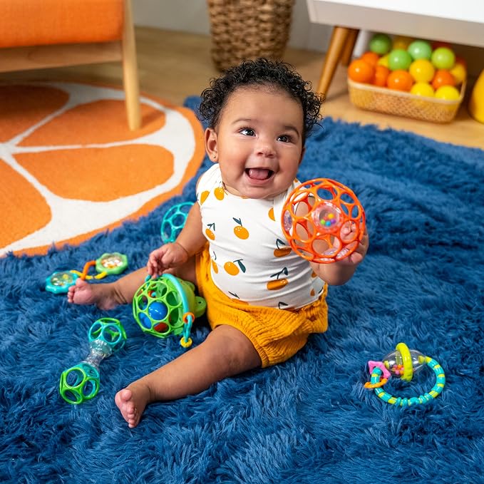 Bright Starts Little Shakers 6pc Gift Set, Easy-Grasp Oball Technology, Baby Rattles, Balls and Teethers, On-The-Go Toys, Lightweight, Unisex, Newborn+
