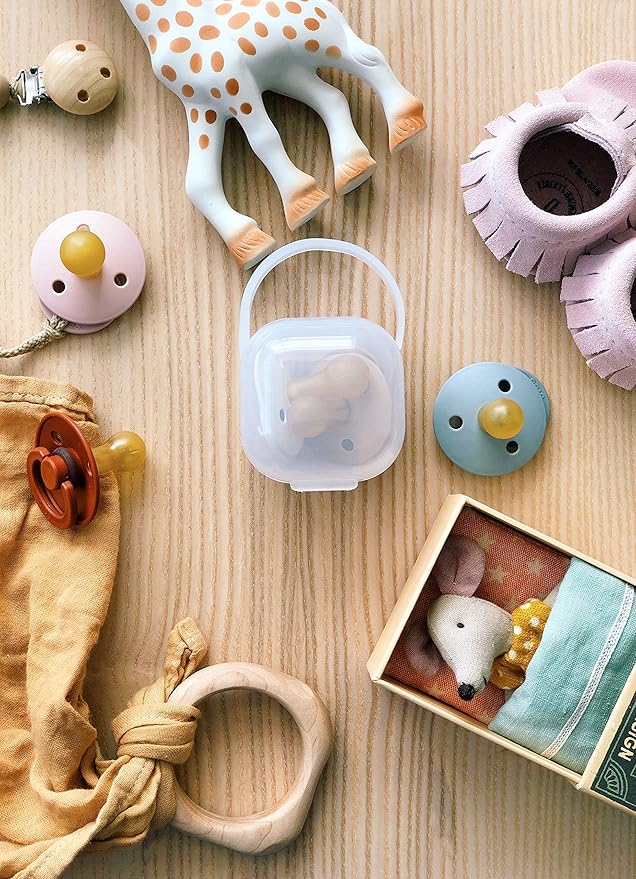 purifyou BPA-Free baby pacifier holder & Nipple Shield Cases - Set of 3 Clear Pacifier case for diaper bag & Stroller - Pacifier Box for Travel - Keeps Baby?™s Binkies Clean and Accessible