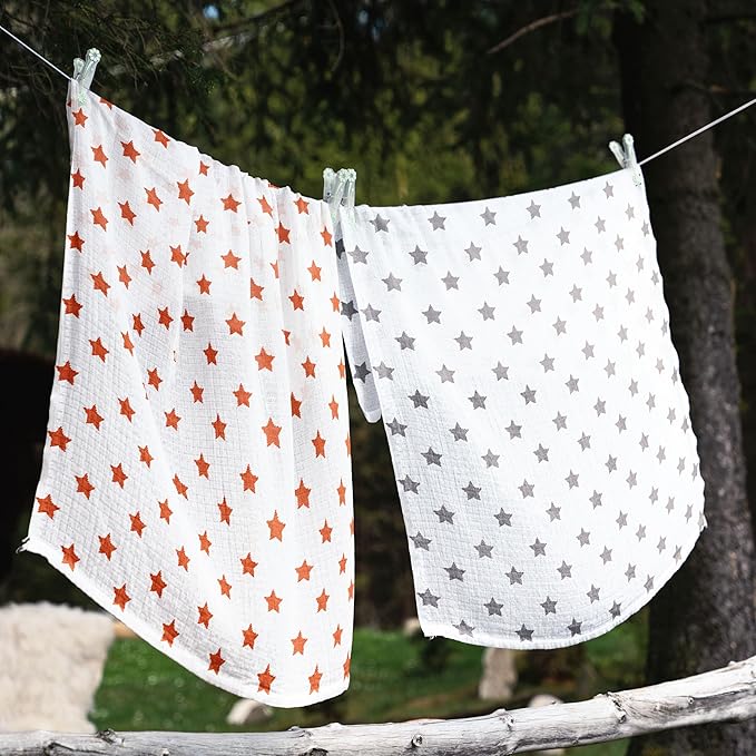 Bacati 4 Piece Stars Muslin Swaddling Blankets for Girls, Pink/Orange/Red/Grey, 45" x 45"