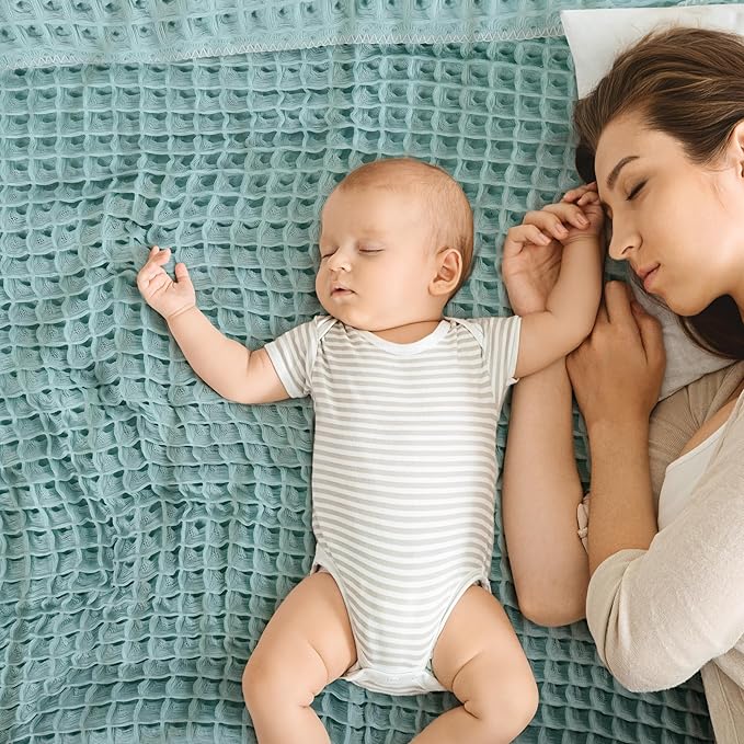 100% Cotton Waffle Weave Baby&Kids Blanket, Deep Textured, Thermal, Breathable, Three Dimensional, Ultra Soft, All Seasons, Unisex, Luxury, Swaddling Blanket (Green)