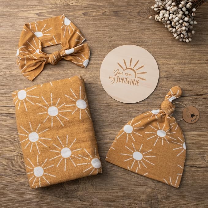 Miaoberry 100% Organic Sunshine Baby Muslin Swaddle Blankets for Boy or Girl with Hat and Wooden Hello World Newborn Sign, Gender Neutral Newborn Photography Outfits, Unisex Birth Announcement Sign