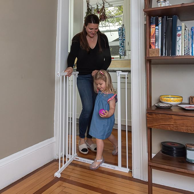 Summer Infant Everywhere Extra Tall & Extra Wide Pet and Baby Gate, 28.75" - 39.75" Wide, 36" Tall, Pressure and Hardware Mounted, Install In-Between Rooms, Doorways and Stairways - White Metal